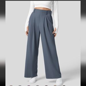 Halara Plicated Waffle Knit Size Medium Work Pant in Grisaille NWT